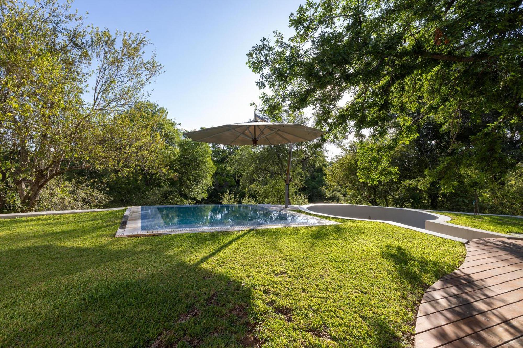 Oase By 7 Star Lodges - Greater Kruger Private 530Ha Reserve Hoedspruit Bagian luar foto